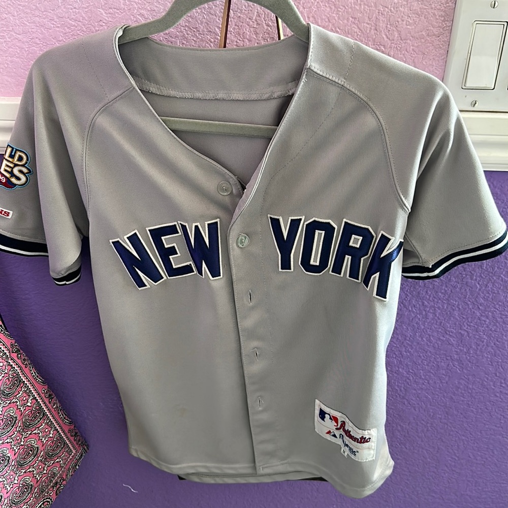 New York Yankees baseball jersey women’s/kids medium